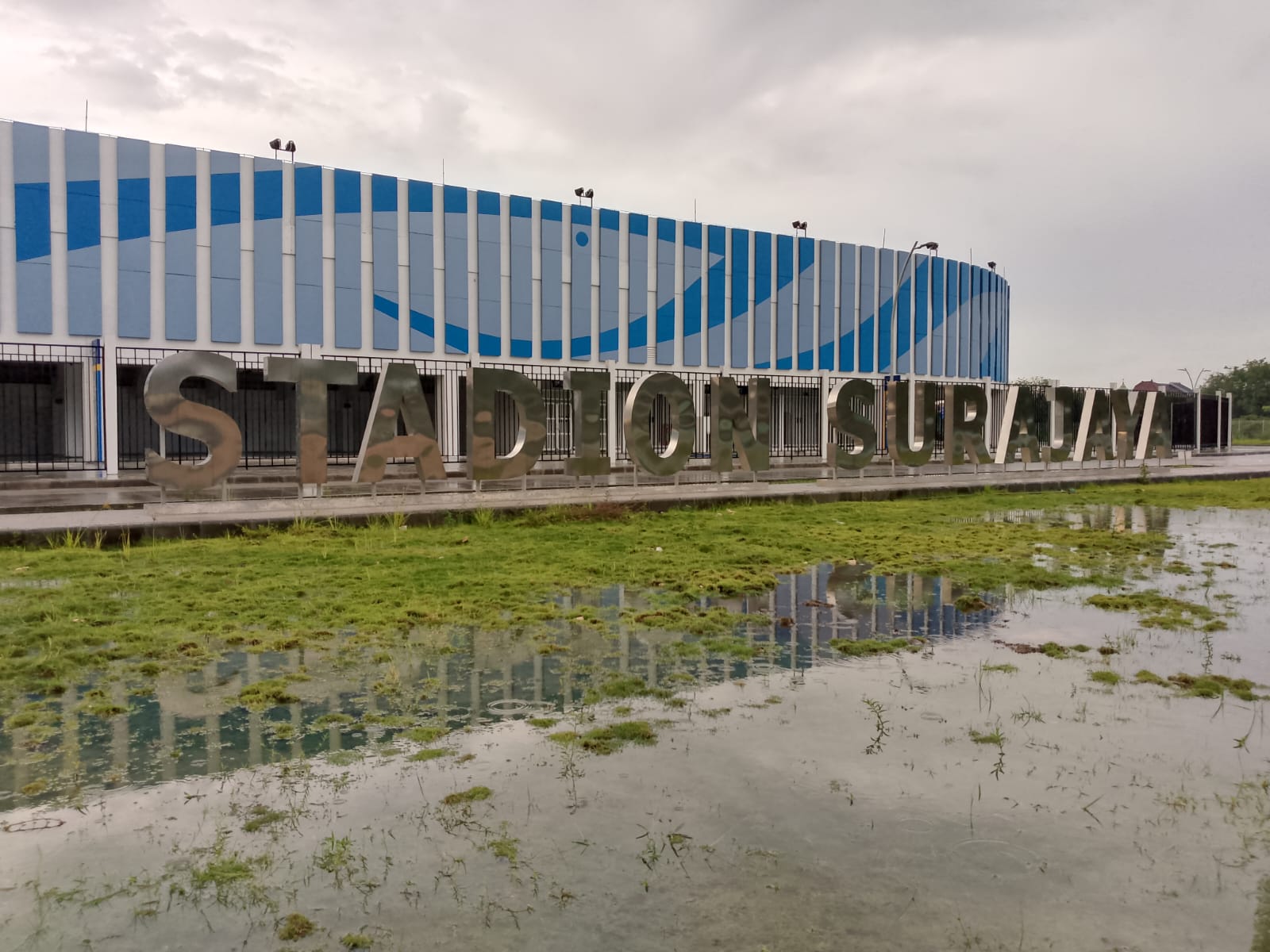 Stadion Surajaya Lamongan